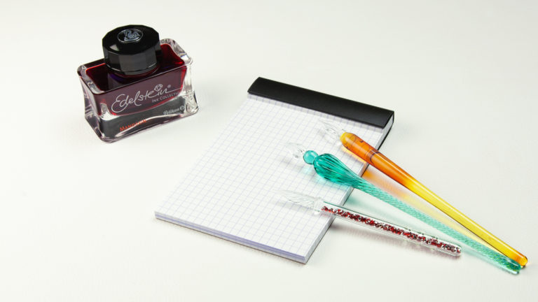 ガラスペンの性能検証１／ガラスペンの線幅（字幅）はどのくらい
